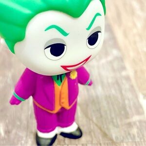 Collectible Mystery Mini: DC Super Hero’s & Their Pets- The Joker